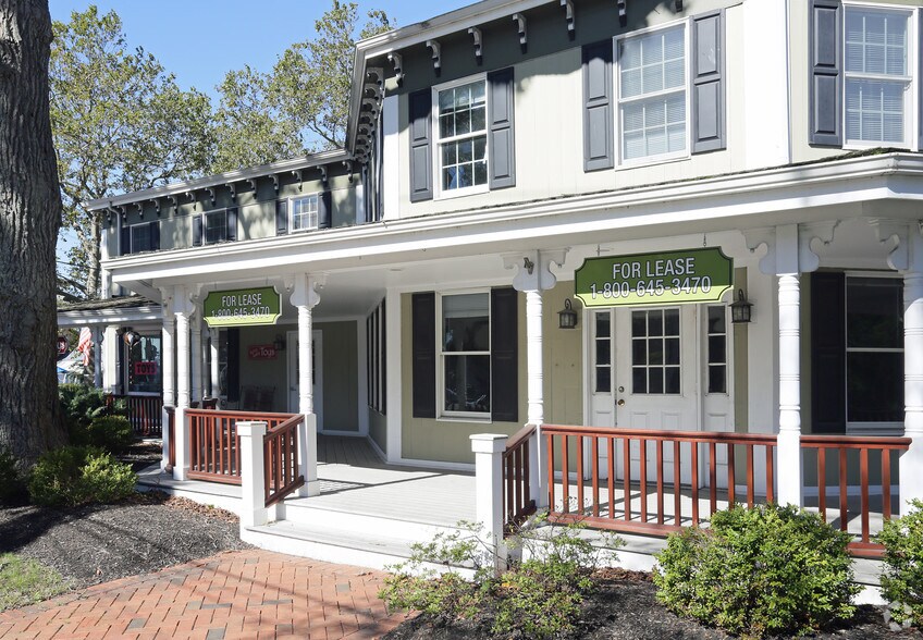 More Photos Of 50 Love Ln, Mattituck Office For Lease