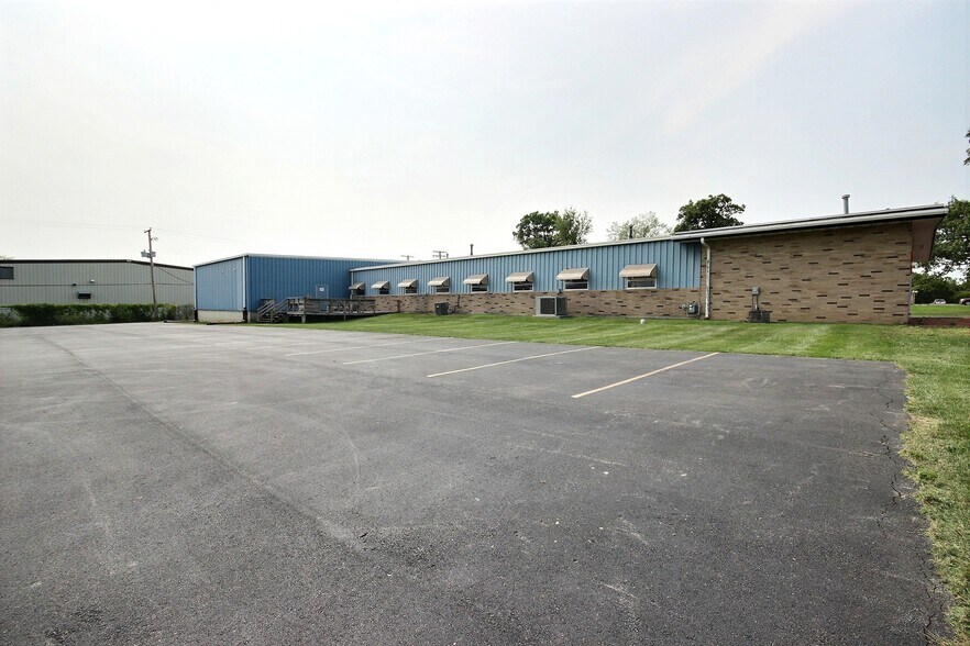 More Photos Of 1431 Production Rd, Fort Wayne Manufacturing For Sale