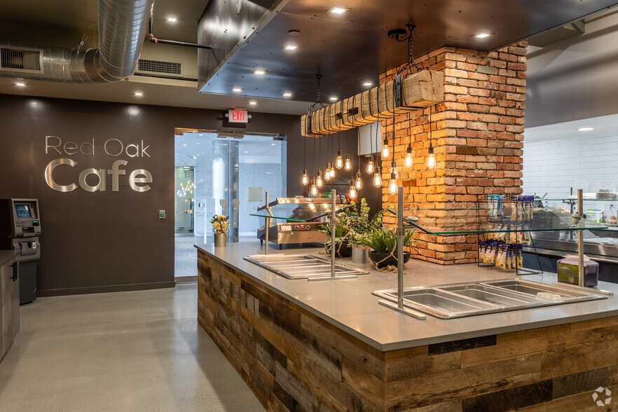 More Photos Of 4 W Red Oak Ln, White Plains Office For Lease