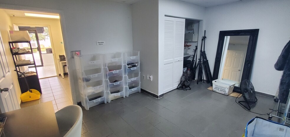 More Photos Of 2100 NW 93rd Ave, Miami Warehouse For Sale