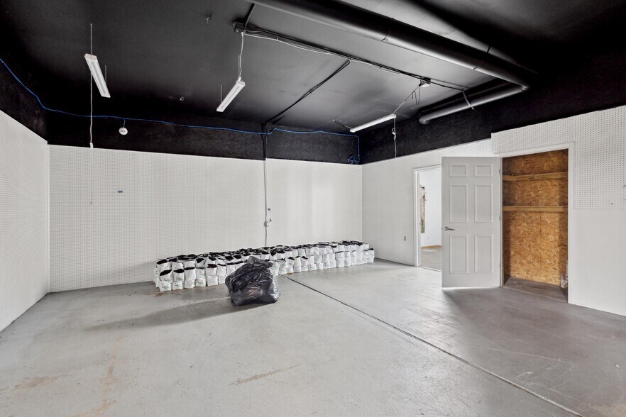 More Photos Of 1770 Columbia Ave, Battle Creek Land For Sale