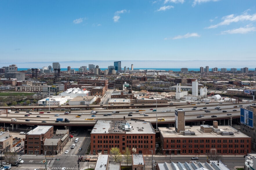 More Photos Of 2201 S Halsted St, Chicago Warehouse For Lease