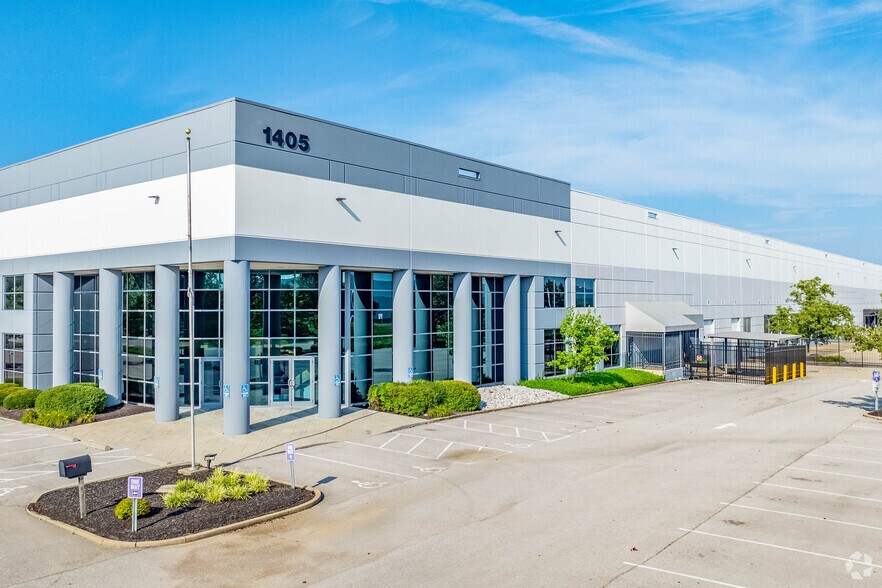 More Photos Of 1405 Worldwide Blvd, Hebron Warehouse For Lease