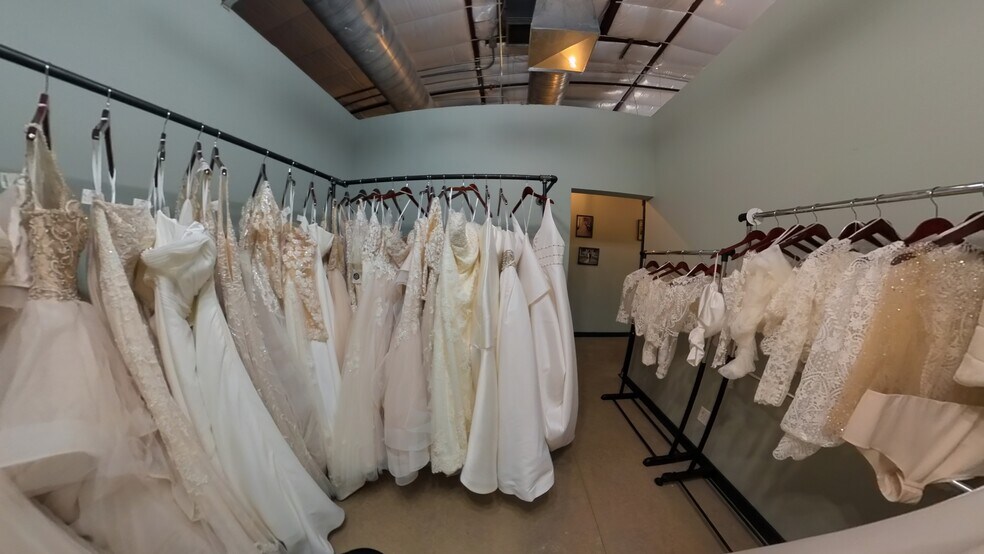 More Photos Of 828 FM 646, League City General Retail For Sale