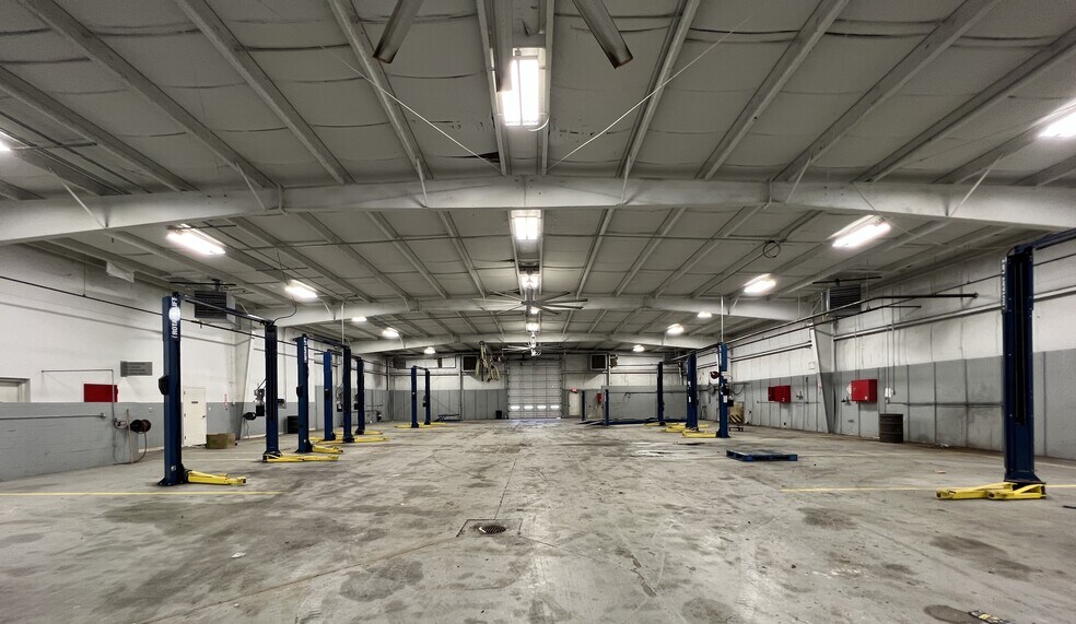 More Photos Of 730 S State St, Clarksdale Auto Dealership For Sale