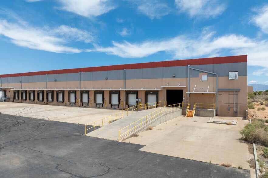 More Photos Of 1300 Desert Willow Rd, Los Lunas Manufacturing For Sale