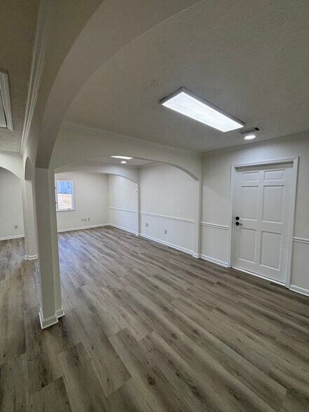 More Photos Of 2066 Watson Blvd, Warner Robins Medical For Lease
