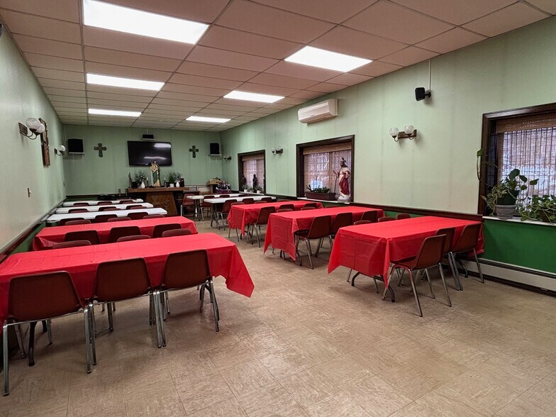 More Photos Of 760 Ellicott St, Buffalo Religious Facility For Sale