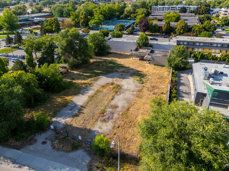 More Photos Of 1864 Harvey Ave, Kelowna Land For Sale
