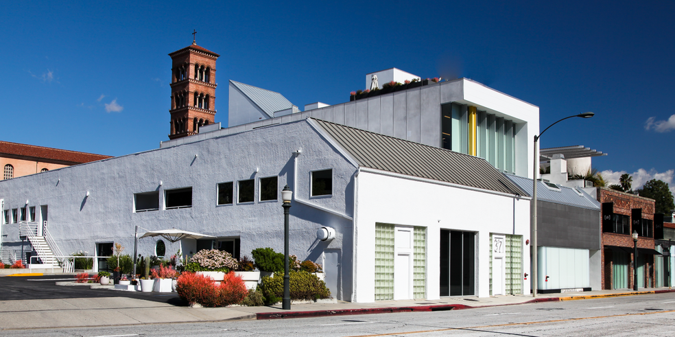 Primary Photo Of 35-37 E Walnut St, Pasadena Loft Creative Space For Sale