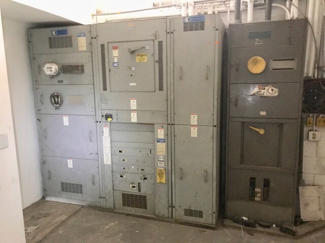 More Photos Of 318 W 131st St, Los Angeles Manufacturing For Sale