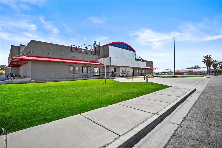 More Photos Of 555 E Entertainment Ave, Safford Theater Concert Hall For Sale