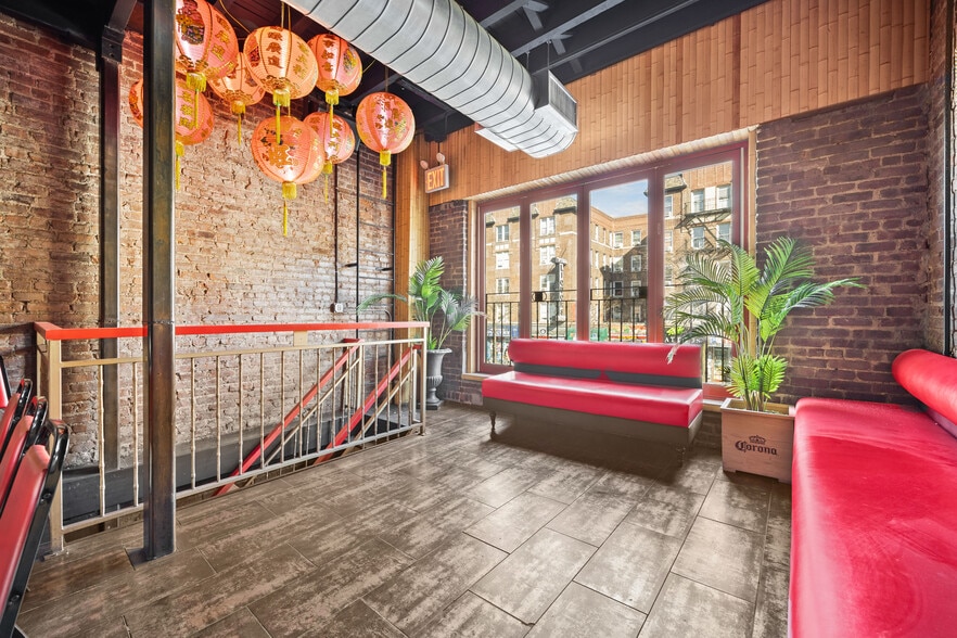 More Photos Of 122 Dyckman St, New York Restaurant For Lease