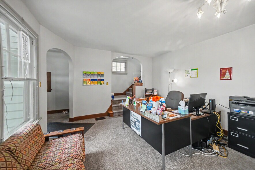 More Photos Of 743 1/2 Harding Way W, Galion Office Residential For Sale