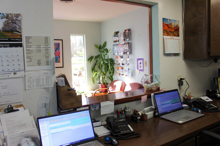 More Photos Of 1225 S Main St, Willits Medical For Sale