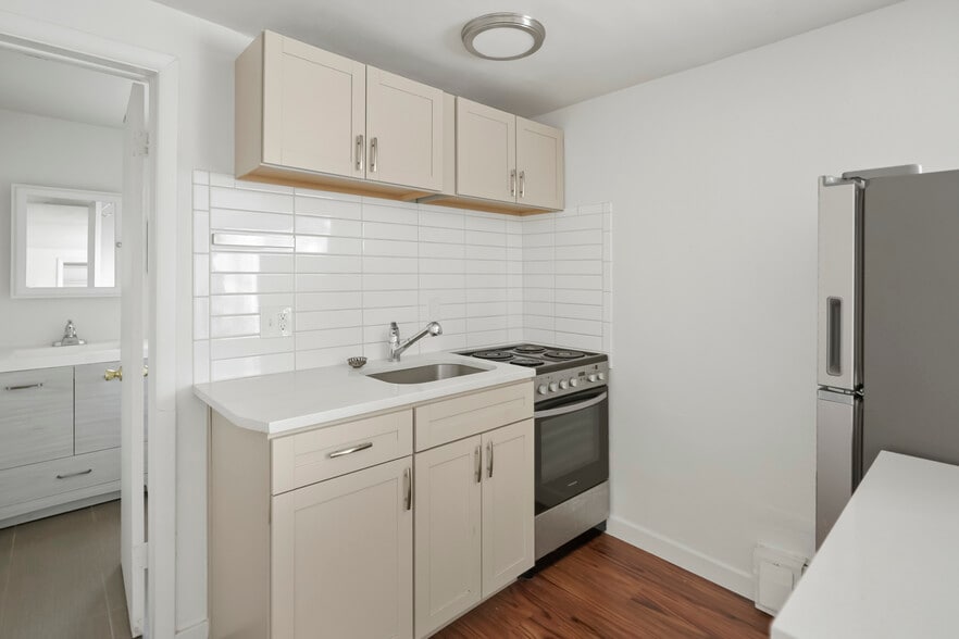 More Photos Of 80 S Washington St, Denver Apartments For Sale