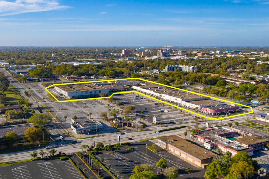 More Photos Of 921-995 E Memorial Blvd, Lakeland Unknown For Lease