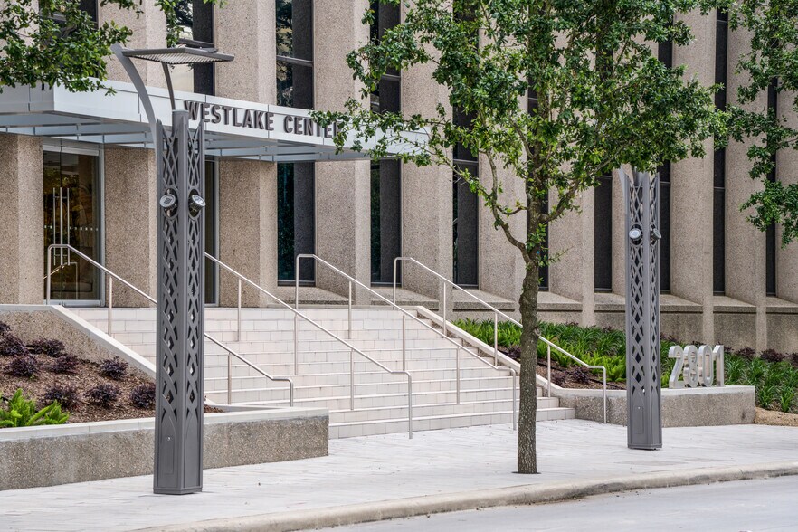 More Photos Of 2801 Post Oak Blvd, Houston Office For Lease