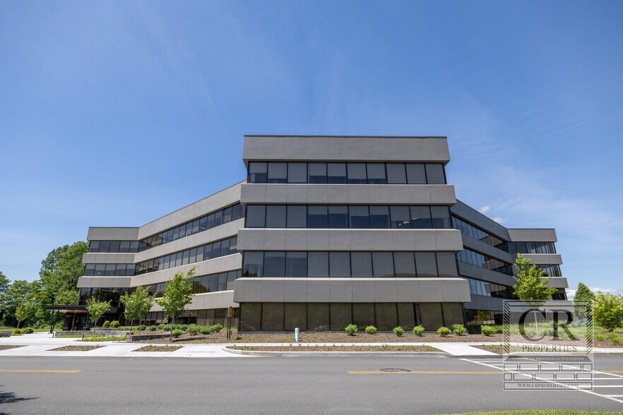 More Photos Of 300 Westage Business Center Dr, Fishkill Office For Lease