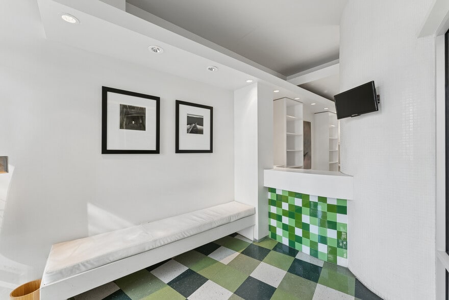 More Photos Of 845 Spring St NW, Atlanta Apartments For Sale