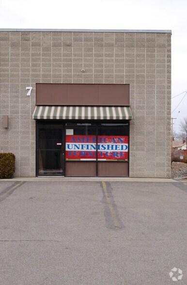 More Photos Of 11211 E Sprague Ave, Spokane Valley Storefront For Sale