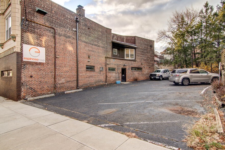 More Photos Of 326 Hackensack St, Carlstadt Office Residential For Sale