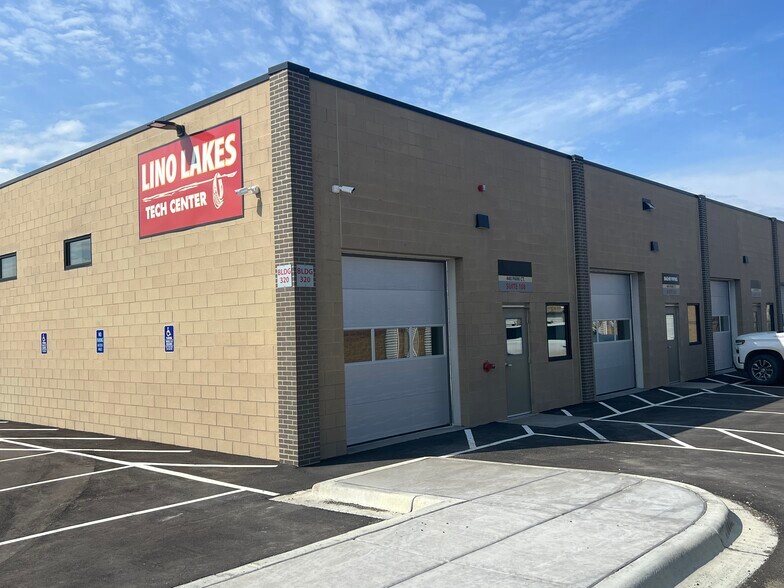 More Photos Of 440 Park Ct, Circle Pines Self Storage For Lease