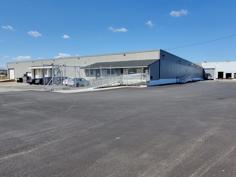 Primary Photo Of 1330 E 12th St, Wilmington Warehouse For Lease