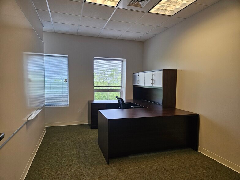 More Photos Of 4525 Sunset Blvd, Steubenville Storefront Retail Office For Lease