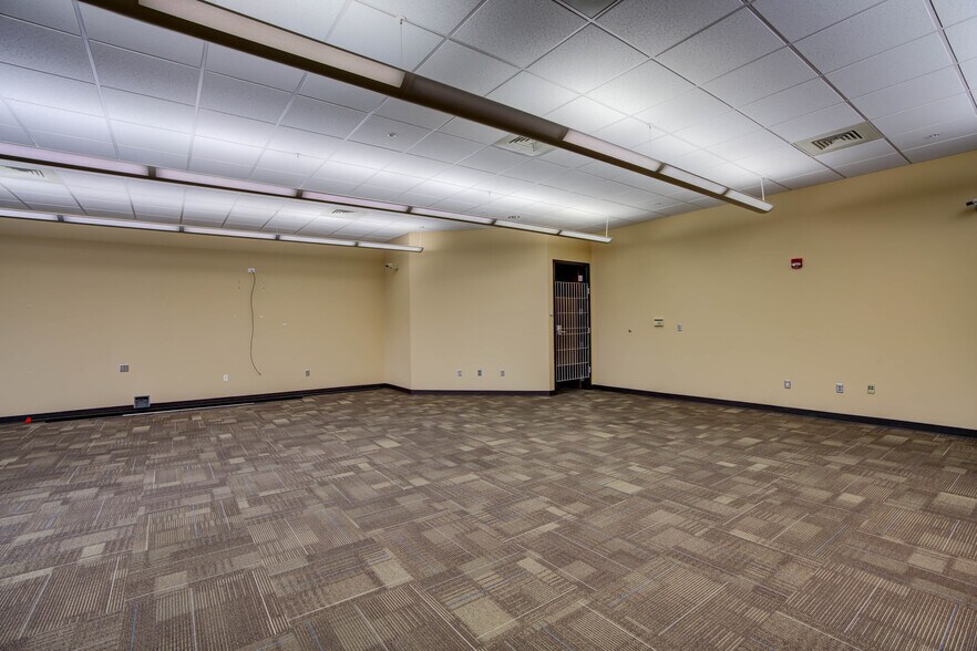 More Photos Of 9240 Explorer Dr, Colorado Springs Office For Lease