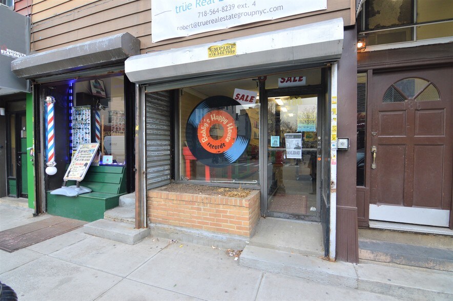 Primary Photo Of 186 Nassau Ave, Brooklyn Apartments For Lease