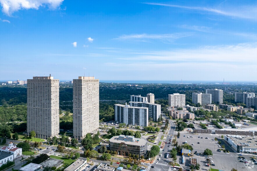 More Photos Of 65 Overlea Blvd, Toronto Office For Lease