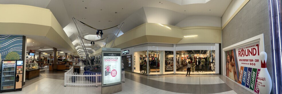More Photos Of 5000 Meadowood Mall Cir, Reno Unknown For Lease