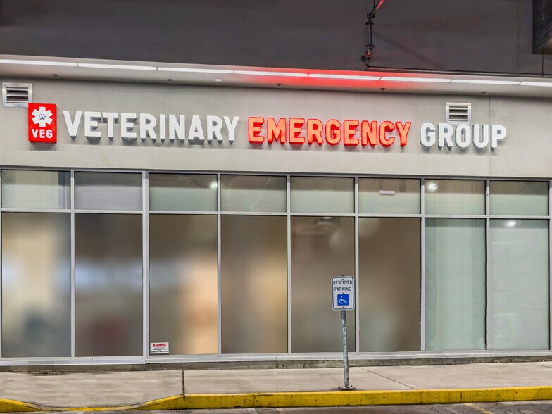 More Photos Of W Girard Ave & N 2nd St, Philadelphia Unknown For Lease