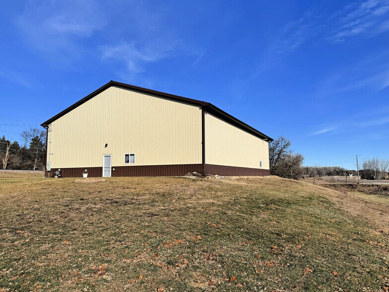 More Photos Of 224 Washington St, Raymond Industrial For Sale