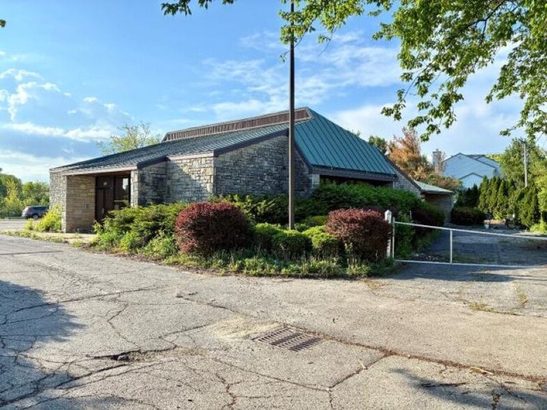 More Photos Of 1151 Georgesville Rd, Columbus Bank For Sale