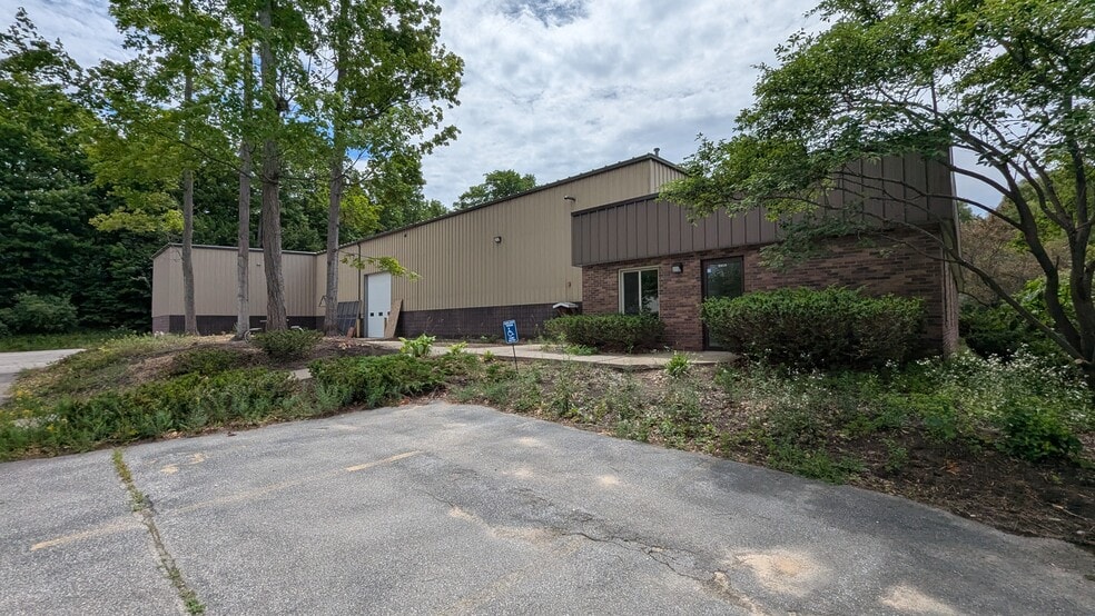 Primary Photo Of 343 Hughes Dr, Traverse City Manufacturing For Lease