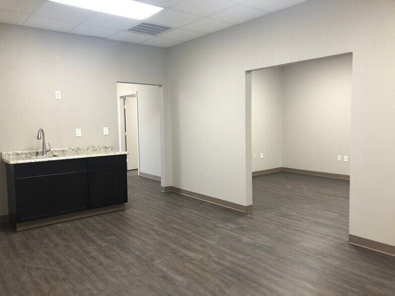 More Photos Of 26797 Hanna Rd, Conroe Unknown For Lease