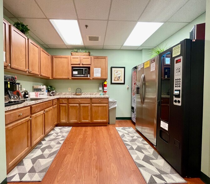 More Photos Of 10015 Old Columbia Rd, Columbia Coworking Space