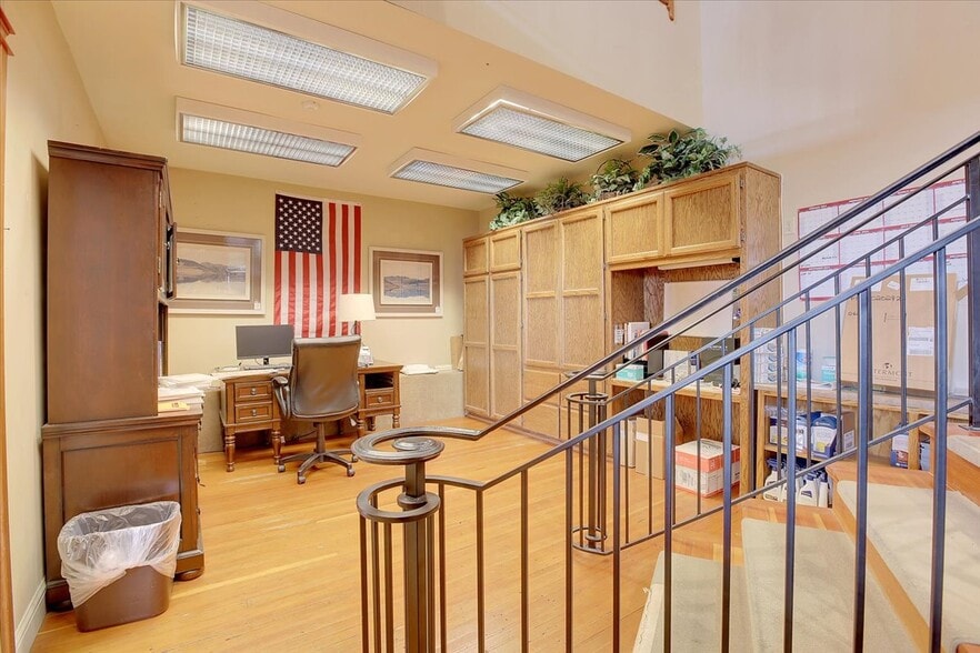 More Photos Of 153-161 Mill St, Grass Valley Unknown For Lease