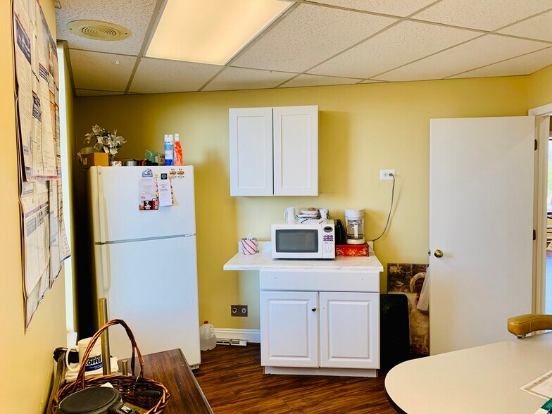 More Photos Of 112 Falcon Dr, Fredericksburg Medical For Lease