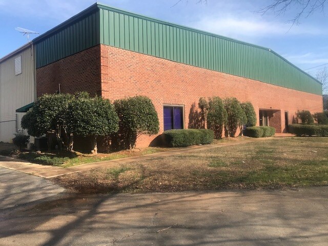 More Photos Of 2709 Walkup Ave, Monroe Warehouse For Lease