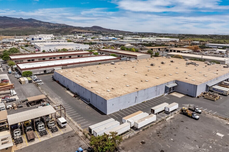 More Photos Of 91-262 Oihana St, Kapolei Warehouse For Lease