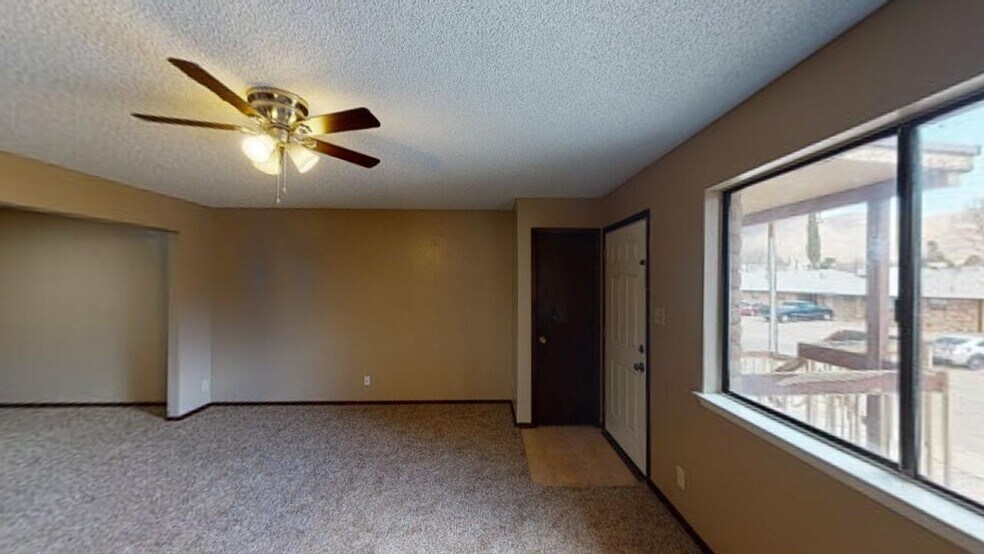 More Photos Of 1325 Fillmore Ave, Alamogordo Apartments For Sale