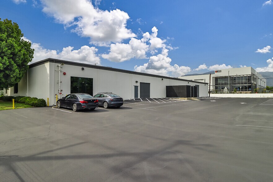 More Photos Of 12740 San Fernando Rd, Sylmar Warehouse For Lease