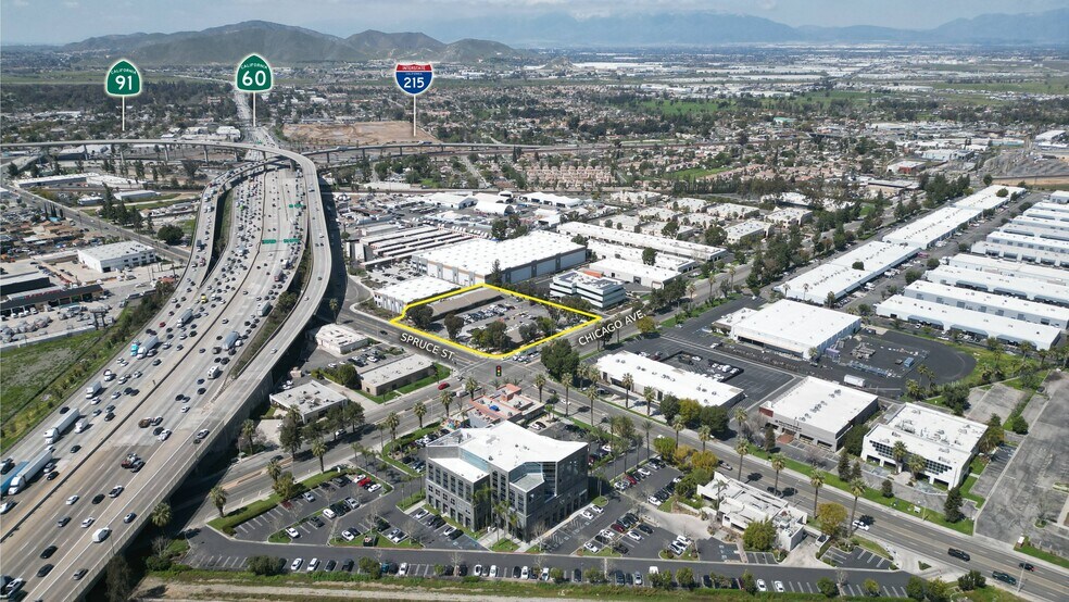 Primary Photo Of 1725 Spruce St, Riverside Restaurant For Sale