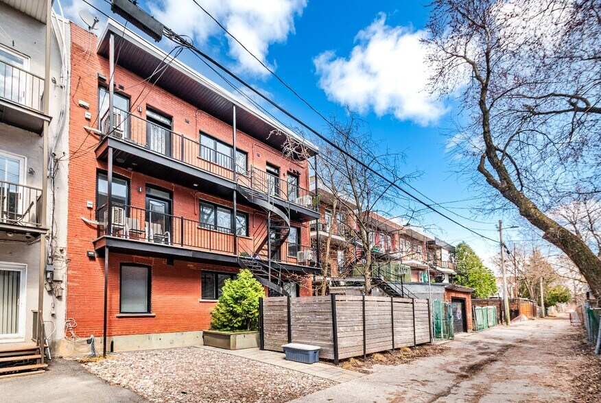 More Photos Of 5558-5566 Av 10E, Montréal Apartments For Sale