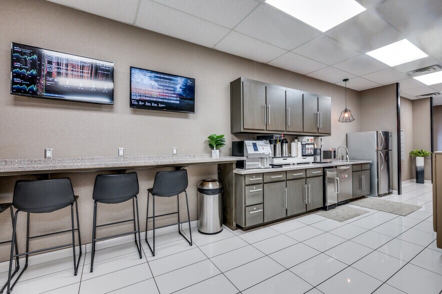 More Photos Of 9500 Ray White Rd, Fort Worth Coworking Space