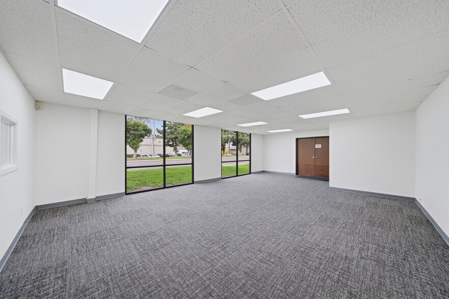 More Photos Of 11560 Seaboard Cir, Stanton Warehouse For Sale