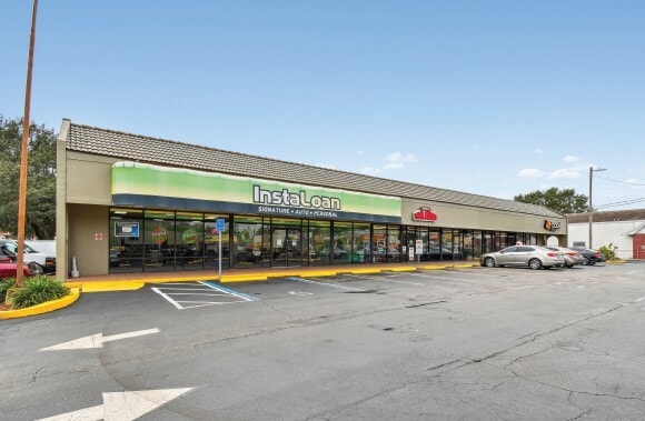 More Photos Of 1403-1419 W Brandon Blvd, Brandon General Retail For Lease